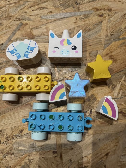 Dwie zabawki: klocki lego duplo + flaming
