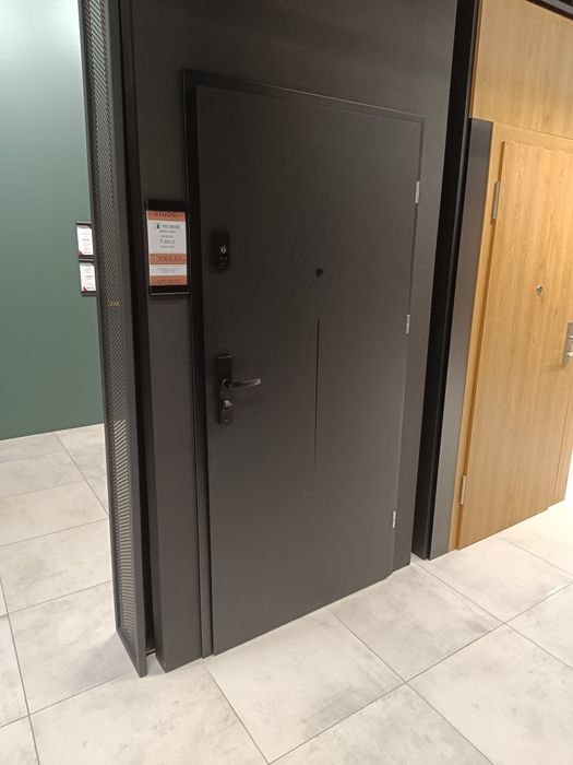 Drzwi zewnetrzne BEL POL