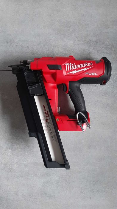 Gwoździarka MILWAUKEE M18