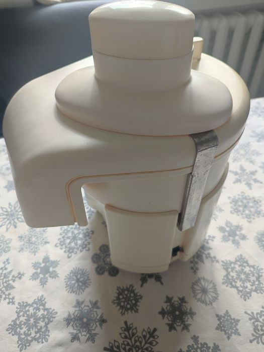 Соковижималка Журавінка -2