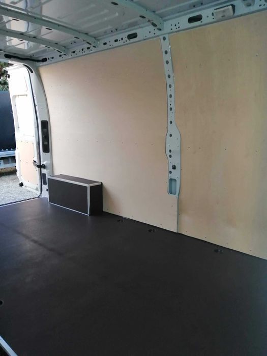 Renault Master L3H2 Profesjonalne zabudowy aut dostawczych // KNAUTECH