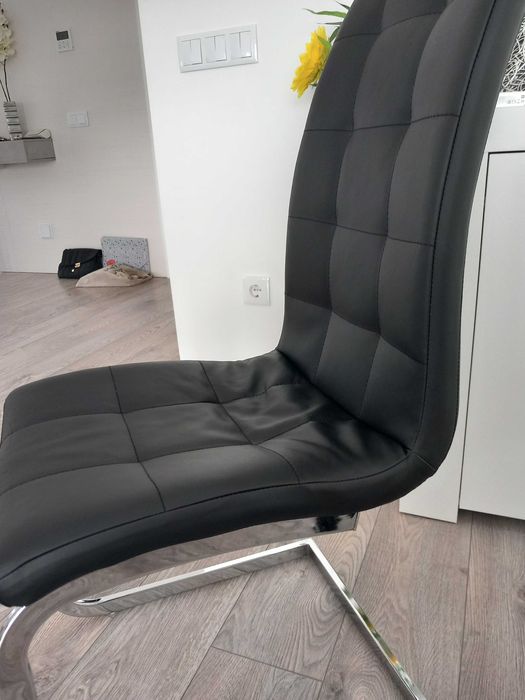 4 cadeiras sala jantar com pés inox 148€