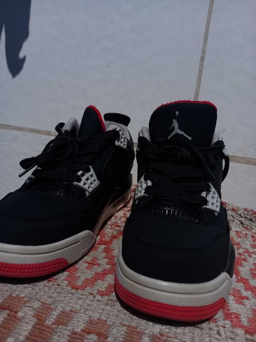 Air Jordan 4 Black Red