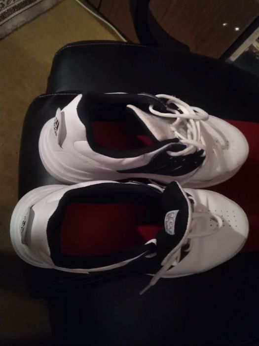 Buty sportowe Adidas