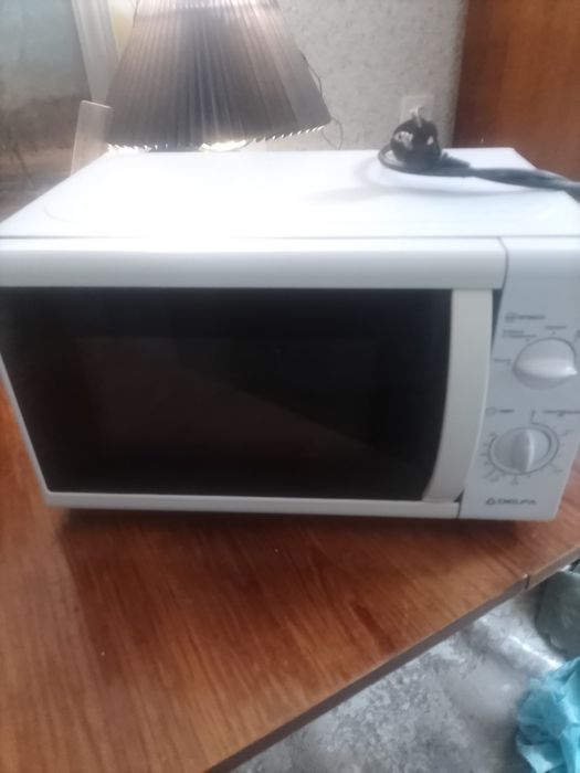 Микроволновка Дельфа б/у