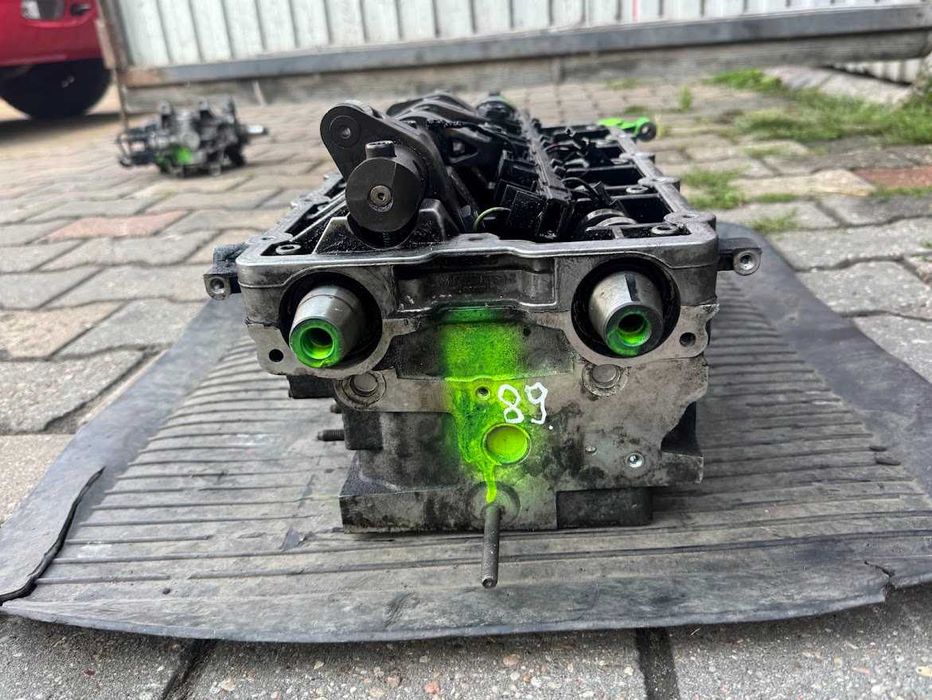 Гбц головка блока Volkswagen Caddy Touran Golf 5 Passat B6 Skoda Octavia A5 Audi 2.0 TDI 03G103373A