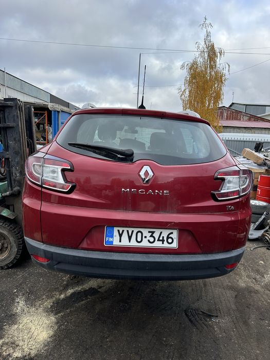 Крышка багажника ляда Renaut Megane 3