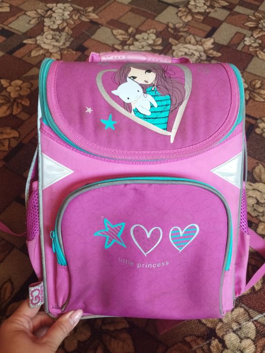 Рюкзачок,портфель