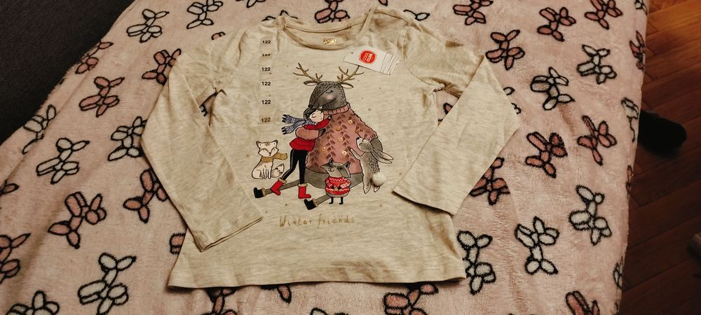 Sprzedam nową bluzkę zimowa w rozmiarze 122 firmy cool club