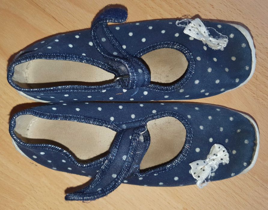 Buty / baleriny materiałowe roz. 32 (122/128) (335