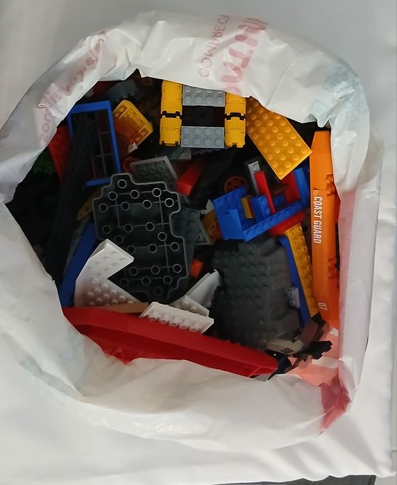 Saco com peças Lego várias