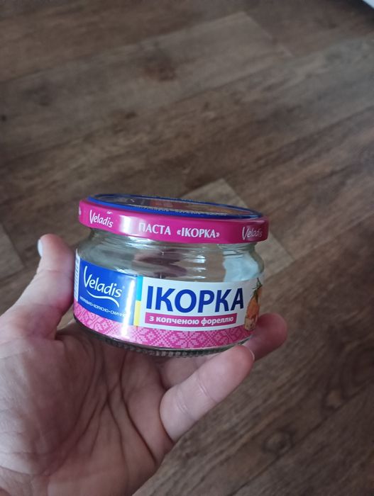 Банки баночки з кришками