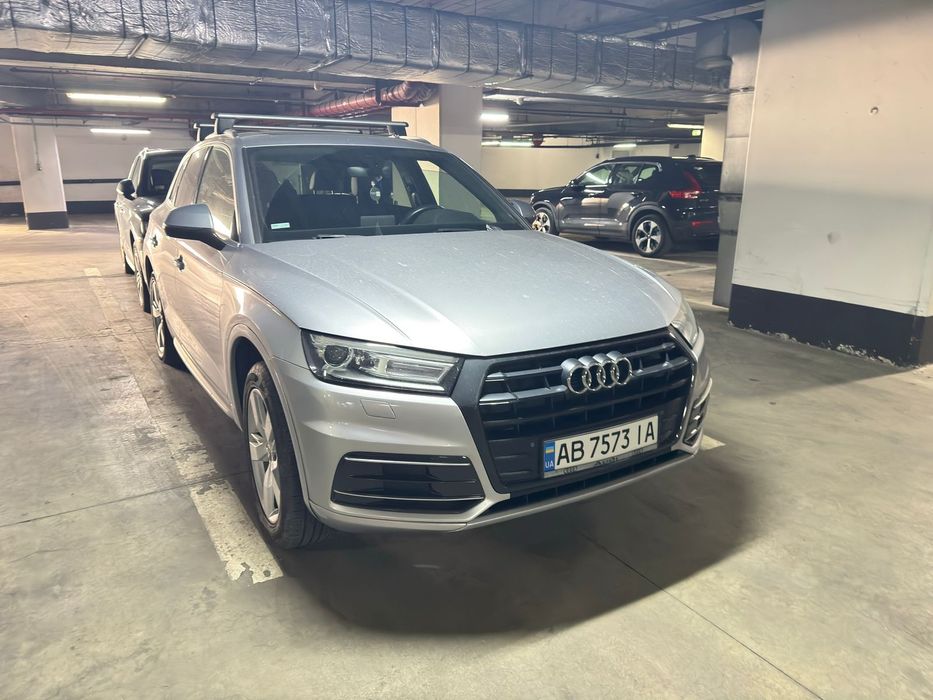 Audi Q5 2018 VIN WA1ANAFY0K2036104 фото оголошення 3 з 8