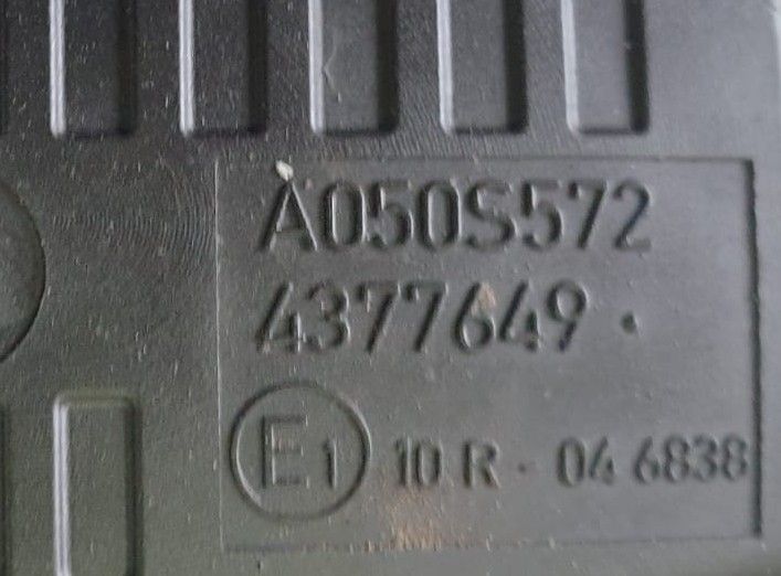alt