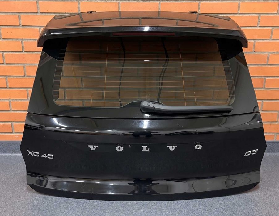 Кришка багажника Volvo XC40 разборка