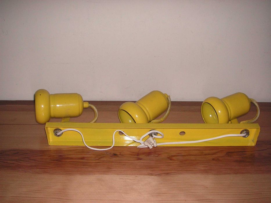 Candeeiro Teto com Três Projetores