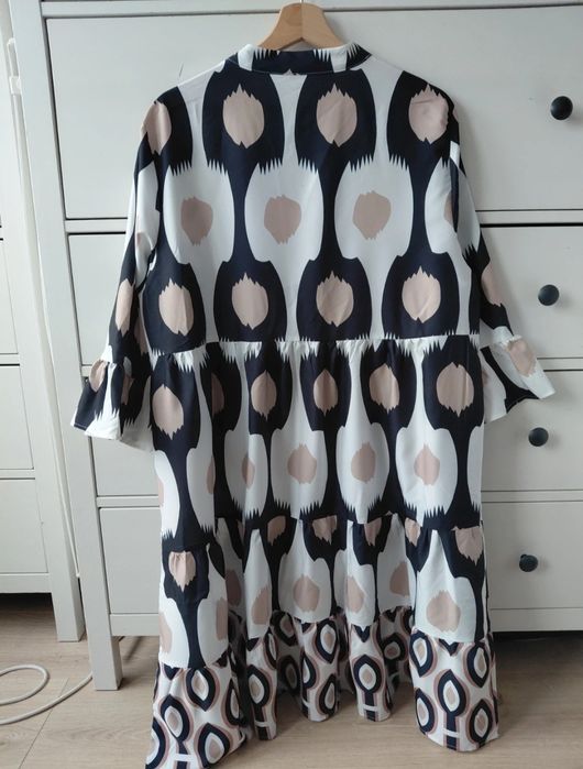 Sukienka damska biała we wzory r. 2 XL