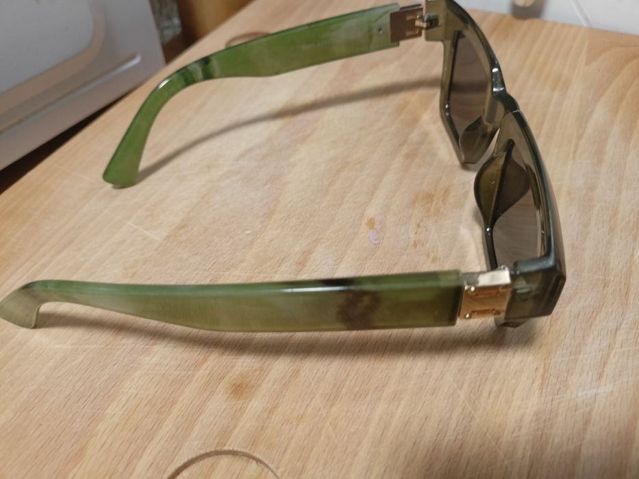 Wyprzedaz.Oliwkowe okulary