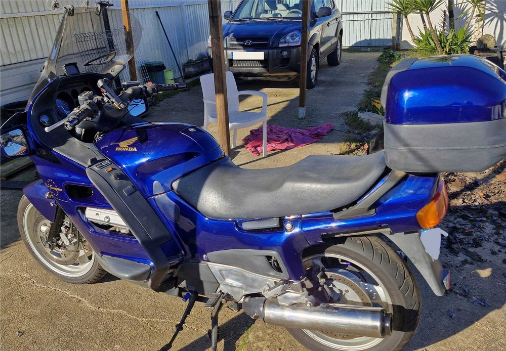 Honda ST1100 Pan European motorcycle