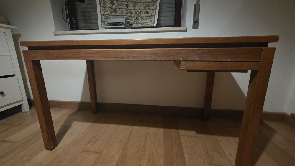 Mesa Madeira maciça tipo Cerne
