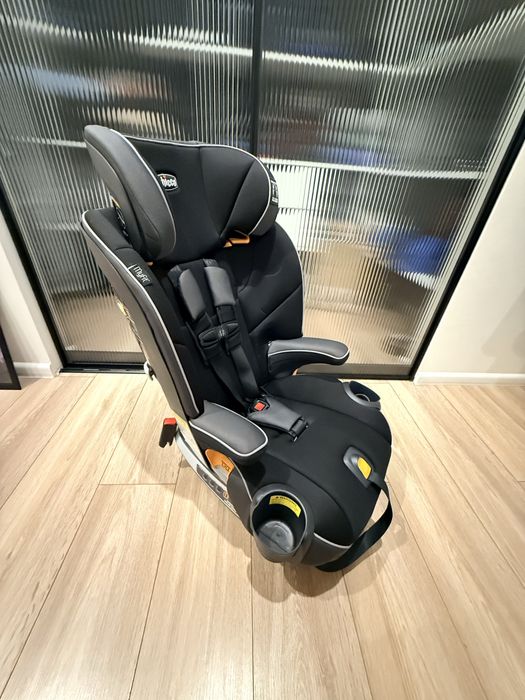 Дитяче автокрісло Chicco MyFit