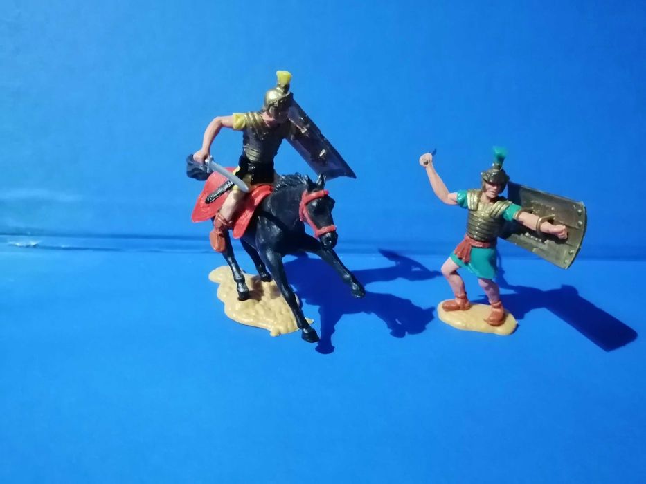 Timpo Toys - 8 Fotos