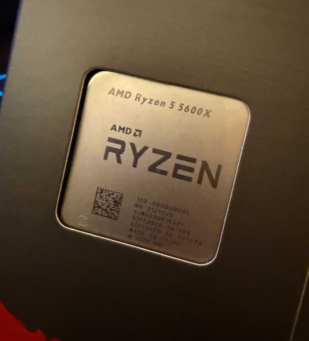 AMD Ryzen 5 5600X | 6C/12T | Stan idealny | BOX + fabryczne chłodzenie