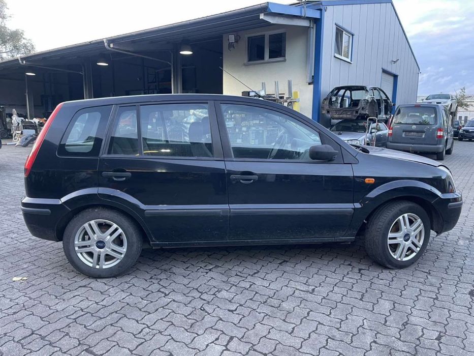 Ford Fusion 2008р. Запчастини авторозборка