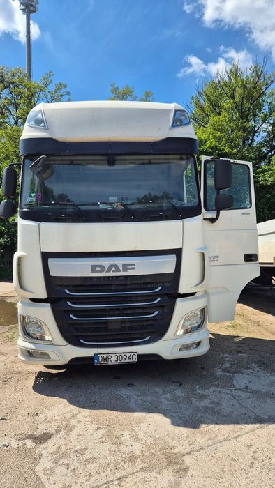 DAF XF 106 460  DAF XF 106 460 Low deck