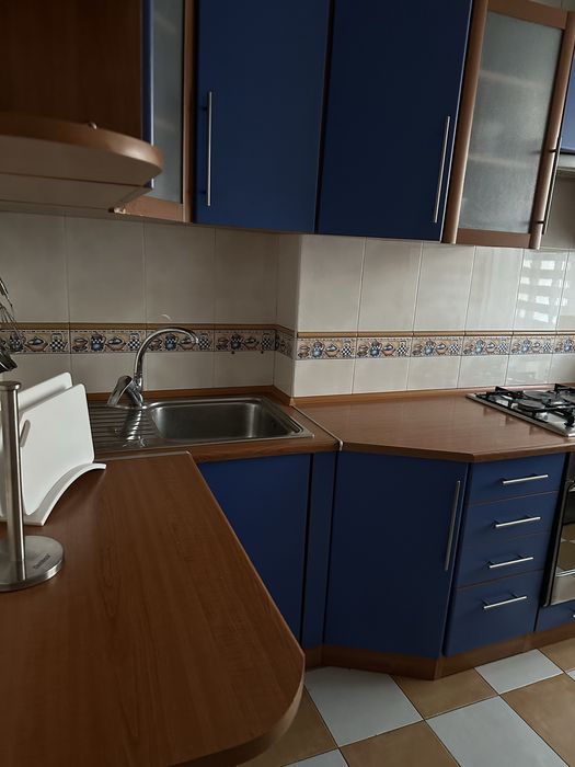 Сдам комнату для девушки (коммуналка включена)от собственника