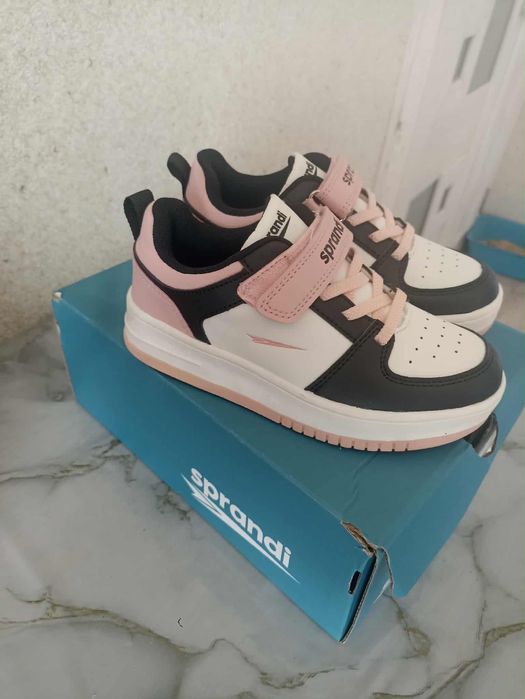 Продам нове взуття