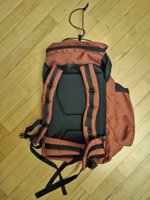 Легкий туристичний рюкзак