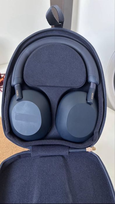 Sony WH- 100XM5