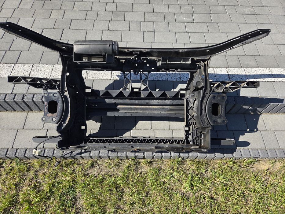 Wzmocnienie czolowe pas vw touran lift