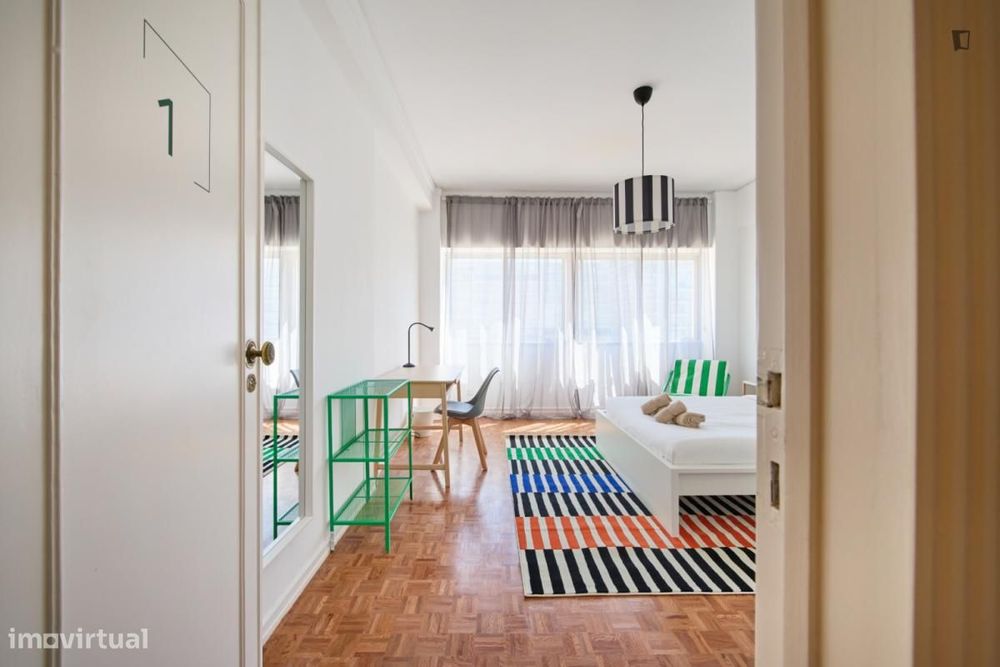 Quarto - localizado em Alvalade Lisbon