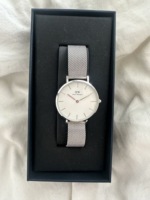 Daniel Wellington petite sterling klasyczny zegarek srebrny