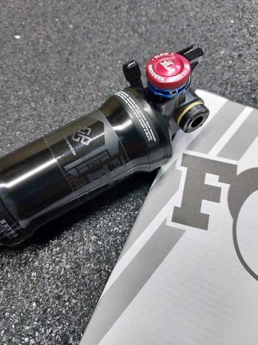 Nowy damper Fox Performance Elite DPS 190x40 Remote