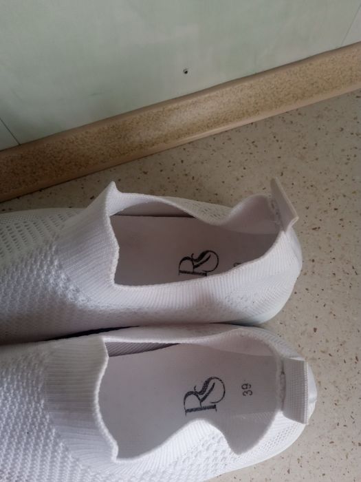 Buty damskie białe używane rozmiar 39 wkładka 24,5cm