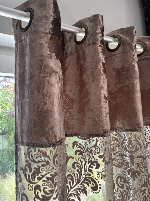 Cortinado veludo de seda e viscose beije com transparência .