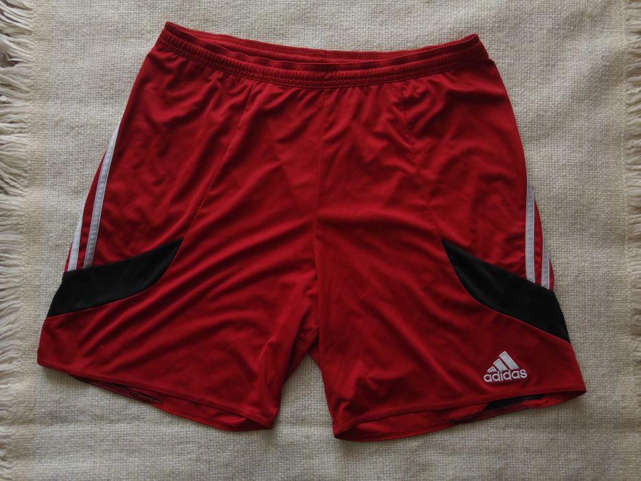 Spodenki sportowe adidas