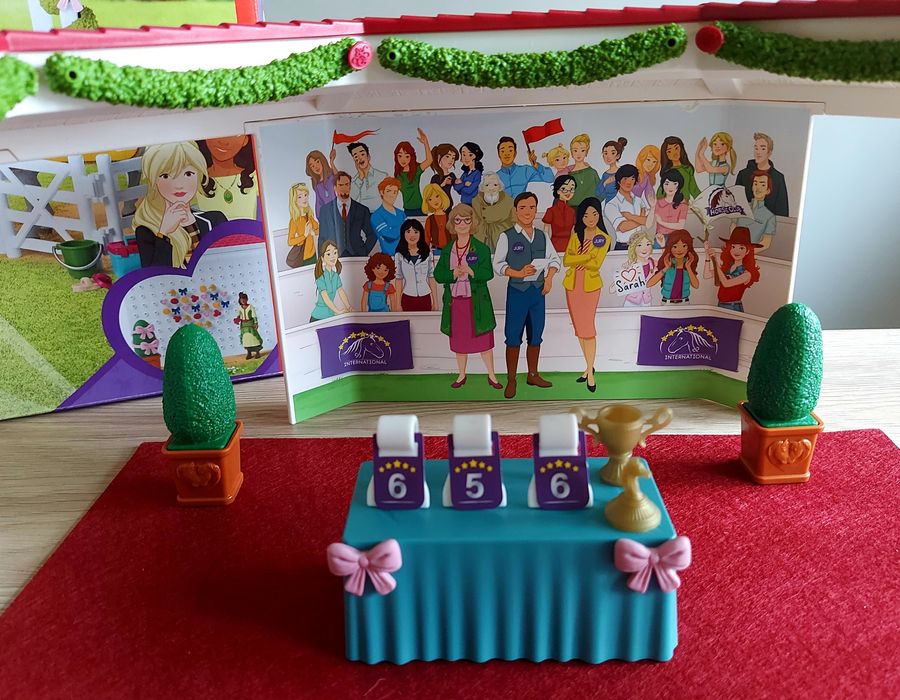 Schleich 42466 Wielki pokaz koni .