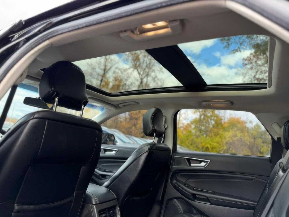 Ford Edge Titanium      2019