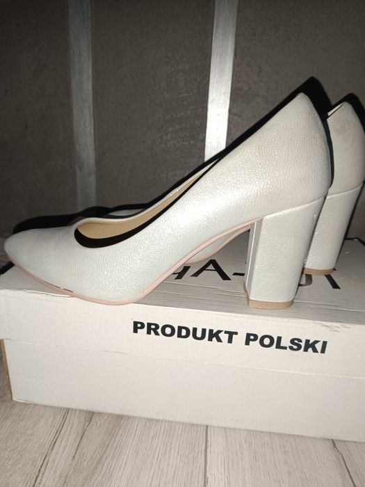 AGA-BUT polskie czółenka damskie 515- rozmiar 36