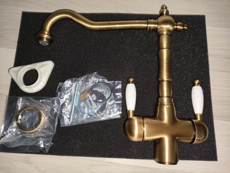 Bateria kuchenna SMEG MAP77PO mosiężna do wody kranowej i filtrowanej.