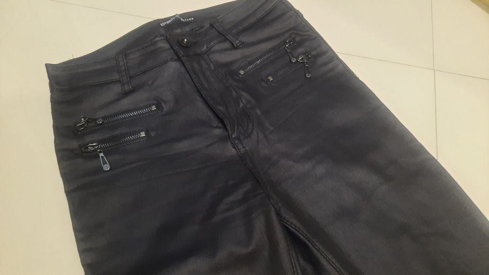 Штаны кожанные размер 42