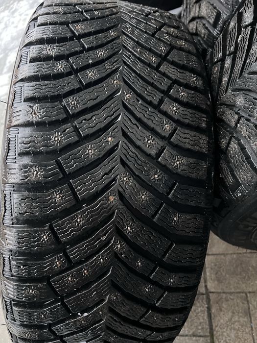 Резина michelin x-ice north 4 r18 245/50 2024 рік шип