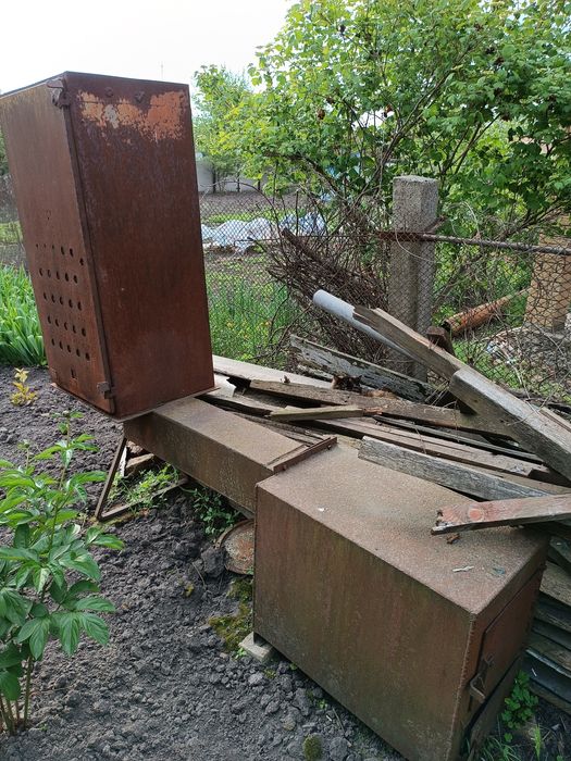 Продам коптильный шкаф Коптильня