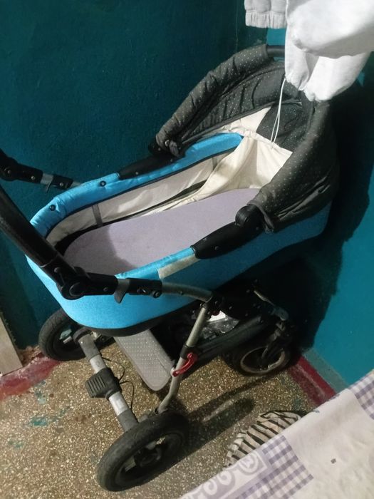 Продам дитячу коляску