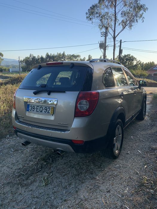 SUV Chevrolet Captiva 2.0 Diesel 127 cv | 7 Lugares | 219.000 km — photo 3