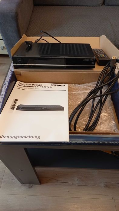 Dekoder satelitarny HDMI, usb. pilot, FTA, gniazdo CL+